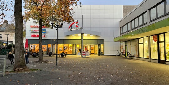 INTERRA Immobilien AG Düsseldorf, Brückencenter Arnsberg